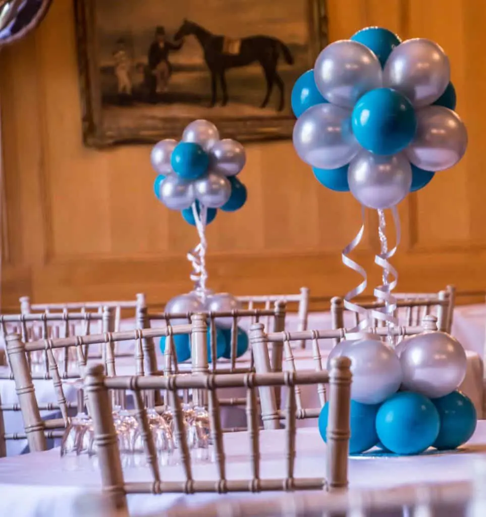 balloon bouquets in blue and silver latex balloons in NY